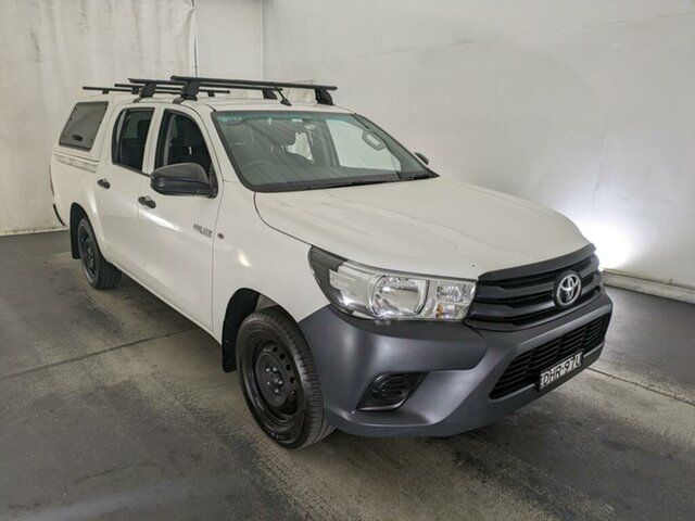 Used Toyota Hilux GUN122R Workmate Double Cab 4x2 Maryville, 2016 Toyota Hilux GUN122R Workmate Double Cab 4x2 White 5 Speed Manual Utility