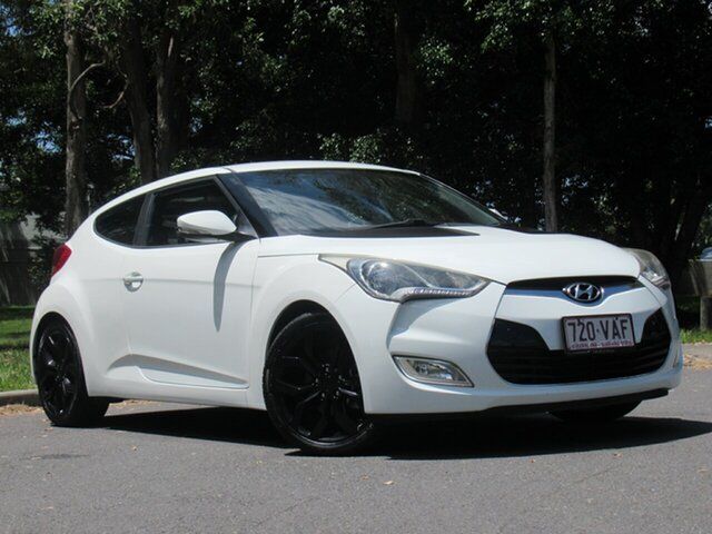 Used Hyundai Veloster FS2 Coupe D-CT Slacks Creek, 2014 Hyundai Veloster FS2 Coupe D-CT White 6 Speed Sports Automatic Dual Clutch Hatchback