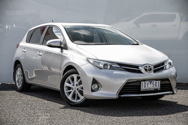 Pre-Owned Toyota Corolla ZRE182R Ascent Sport S-CVT Keysborough, 2014 Toyota Corolla ZRE182R Ascent Sport S-CVT Silver 7 Speed Constant Variable Hatchback