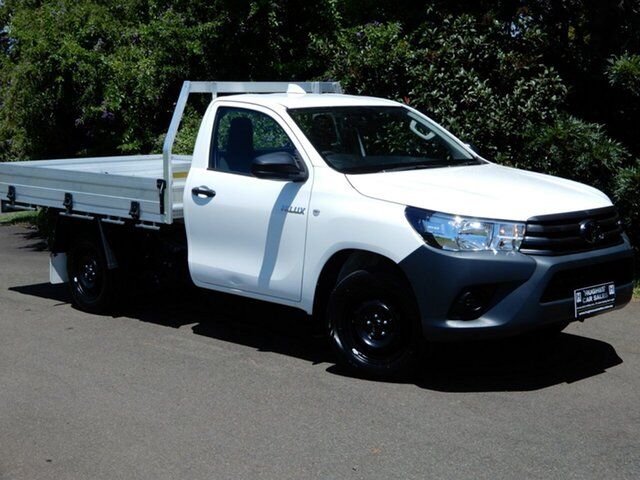 Used Toyota Hilux TGN121R Workmate (4x2) Toowoomba, 2022 Toyota Hilux TGN121R Workmate (4x2) White 6 Speed Automatic Cab Chassis