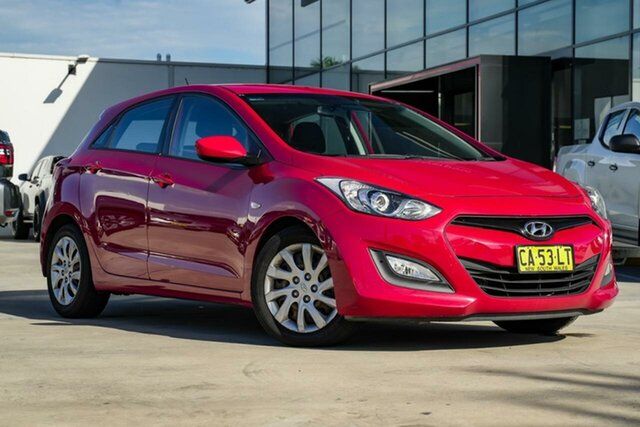 Used Hyundai i30 GD Active Liverpool, 2013 Hyundai i30 GD Active Red 6 Speed Sports Automatic Hatchback