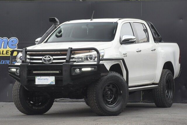 Used Toyota Hilux GUN126R SR5 Double Cab Campbelltown, 2016 Toyota Hilux GUN126R SR5 Double Cab White 6 Speed Sports Automatic Utility