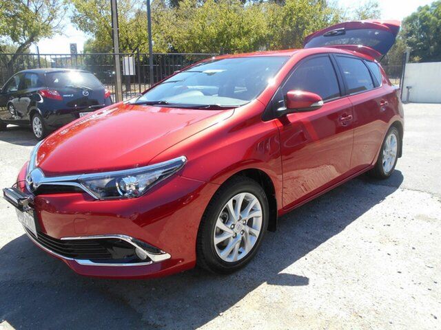 Used Toyota Corolla ZRE182R MY17 Ascent Sport Woodville, 2017 Toyota Corolla ZRE182R MY17 Ascent Sport Maroon 7 Speed CVT Auto Sequential Hatchback