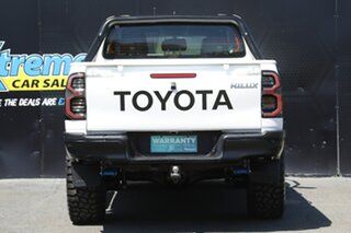 2015 Toyota Hilux GUN126R SR White 6 Speed Sports Automatic Cab Chassis
