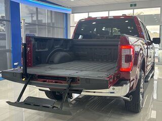 2023 Ford F150 2023MY Lariat Pickup Crew Cab SWB 4X4 Rapid Red Tinted Clearcoa 10 Speed Automatic