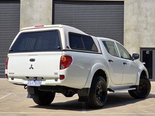 2013 Mitsubishi Triton MN MY13 GL-R Double Cab White 4 Speed Sports Automatic Utility