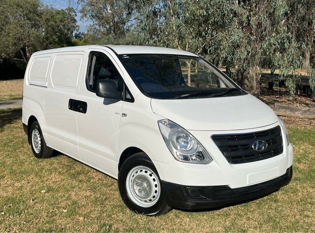 Used Hyundai iLOAD TQ3-V Series II MY17 Wodonga, 2017 Hyundai iLOAD TQ3-V Series II MY17 White 5 Speed Automatic Van