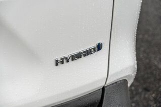 2019 Toyota RAV4 Glacier White Wagon