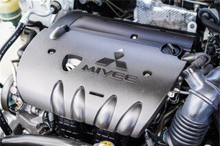2017 Mitsubishi Lancer CF MY17 ES Sport White 6 Speed Constant Variable Sedan