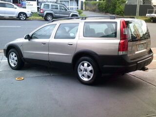 2001 Volvo Cross Country Gold 5 Speed Automatic Wagon