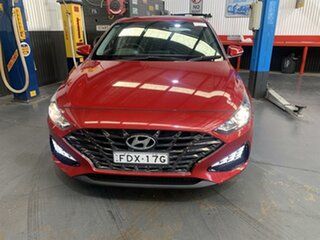 2020 Hyundai i30 PD.V4 MY21 Active Red 6 Speed Automatic Hatchback.