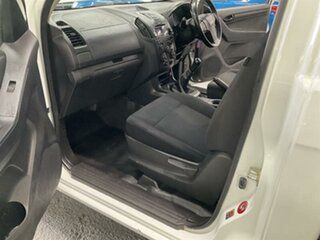 2015 Isuzu D-MAX TF MY15 SX (4x2) White 5 Speed Manual Cab Chassis