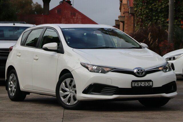 Used Toyota Corolla ZRE182R MY17 Ascent Mosman, 2018 Toyota Corolla ZRE182R MY17 Ascent Glacier White 7 Speed CVT Auto Sequential Hatchback