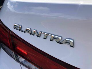 2015 Hyundai Elantra MD3 Active White 6 Speed Sports Automatic Sedan