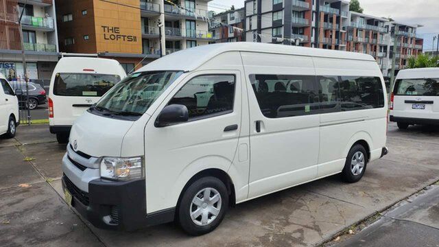 Used Toyota HiAce TRH223R Commuter High Roof Super LWB Homebush, 2016 Toyota HiAce TRH223R Commuter High Roof Super LWB White 6 Speed Automatic Bus