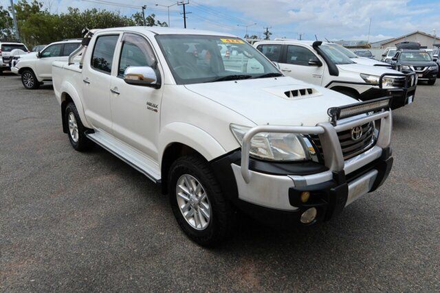 Used Toyota Hilux KUN26R MY12 SR5 Double Cab Winnellie, 2012 Toyota Hilux KUN26R MY12 SR5 Double Cab White 5 Speed Manual Utility