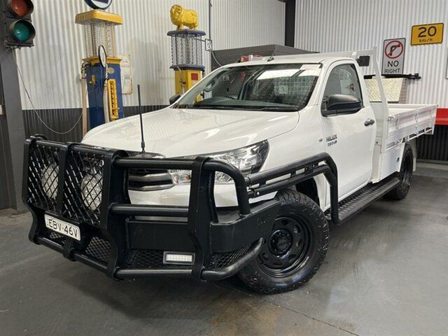 Used Toyota Hilux GUN126R MY19 SR (4x4) McGraths Hill, 2019 Toyota Hilux GUN126R MY19 SR (4x4) White 6 Speed Manual Cab Chassis