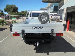 2018 Toyota Landcruiser VDJ79R Workmate White 5 Speed Manual Cab Chassis