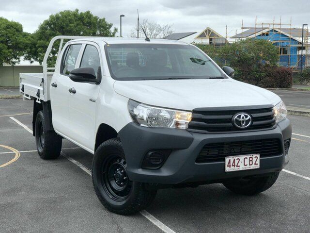 Used Toyota Hilux GUN125R Workmate Double Cab Chermside, 2018 Toyota Hilux GUN125R Workmate Double Cab White 6 Speed Sports Automatic Cab Chassis