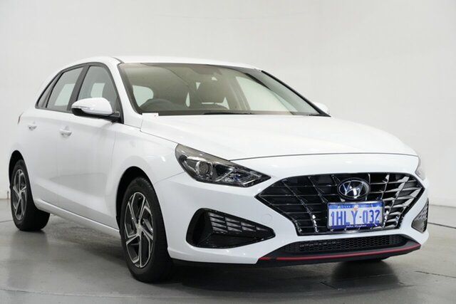 Used Hyundai i30 PD.V4 MY22 Victoria Park, 2021 Hyundai i30 PD.V4 MY22 Polar White 6 Speed Sports Automatic Hatchback