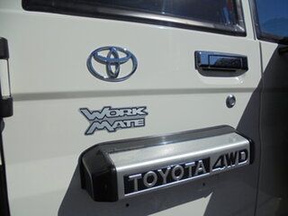 2009 Toyota Landcruiser VDJ76R Workmate White 5 Speed Manual Wagon