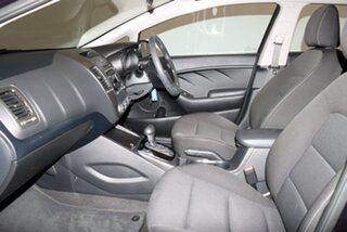 2016 Kia Cerato YD MY17 S Gravity Blue 6 Speed Sports Automatic Hatchback