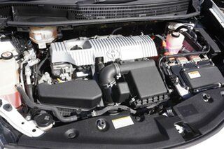 2018 Toyota Prius v ZVW40R White 1 Speed Constant Variable Wagon Hybrid