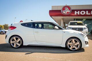 2015 Hyundai Veloster FS4 Series II SR Coupe D-CT Turbo White 7 Speed Sports Automatic Dual Clutch.