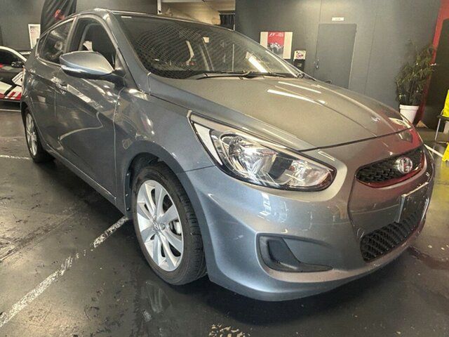 Used Hyundai Accent RB6 MY18 Sport Ashmore, 2018 Hyundai Accent RB6 MY18 Sport Lake Silver 6 Speed Sports Automatic Hatchback