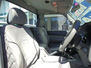 2003 Nissan Patrol GU II ST White 5 Speed Manual Cab Chassis