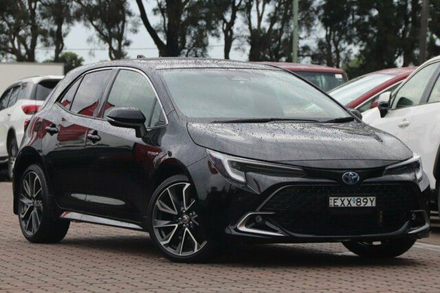 Pre-Owned Toyota Corolla ZWE219R ZR E-CVT Hybrid Warwick Farm, 2023 Toyota Corolla ZWE219R ZR E-CVT Hybrid Eclipse Black 10 Speed Constant Variable Hatchback