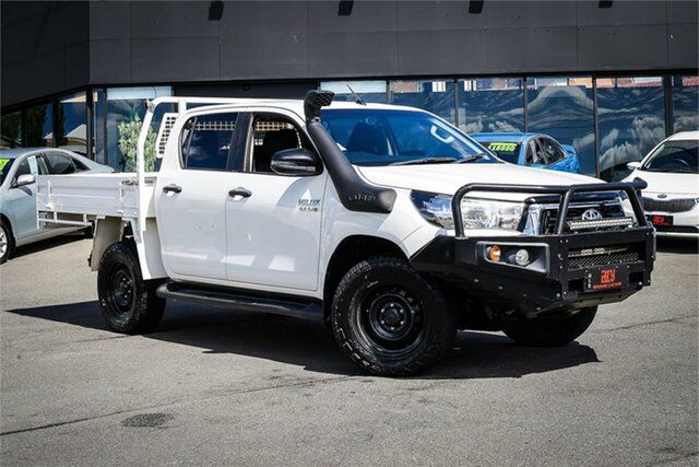 Used Toyota Hilux GUN126R SR Double Cab Moorooka, 2018 Toyota Hilux GUN126R SR Double Cab White 6 Speed Sports Automatic Cab Chassis