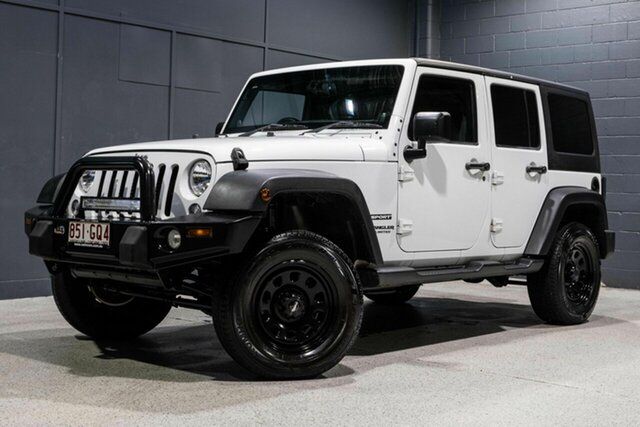 Used Jeep Wrangler Unlimited JK MY13 Sport (4x4) Slacks Creek, 2014 Jeep Wrangler Unlimited JK MY13 Sport (4x4) White 5 Speed Automatic Softtop