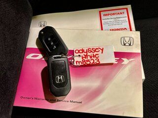 2017 Honda Odyssey RC MY17 VTi White 7 Speed Constant Variable Wagon
