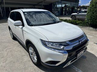 2020 Mitsubishi Outlander ZL MY21 ES 2WD White 6 Speed Constant Variable Wagon.