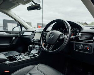 2016 Volkswagen Touareg 7P MY17 150TDI Tiptronic 4MOTION White 8 Speed Sports Automatic Wagon