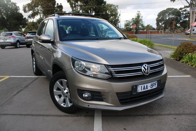 Used Volkswagen Tiguan 5N MY13.5 132TSI DSG 4MOTION Pacific West Footscray, 2013 Volkswagen Tiguan 5N MY13.5 132TSI DSG 4MOTION Pacific Golden Brown 7 Speed