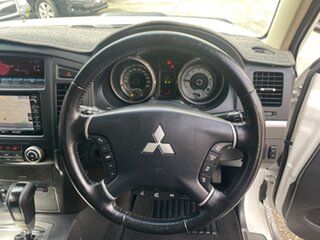 2014 Mitsubishi Pajero NW MY14 VR-X White 5 Speed Sports Automatic Wagon