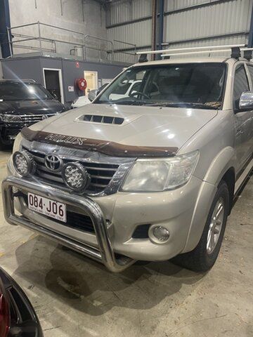 Used Toyota Hilux KUN26R MY14 SR5 Double Cab Morayfield, 2013 Toyota Hilux KUN26R MY14 SR5 Double Cab Gold 5 Speed Automatic Utility