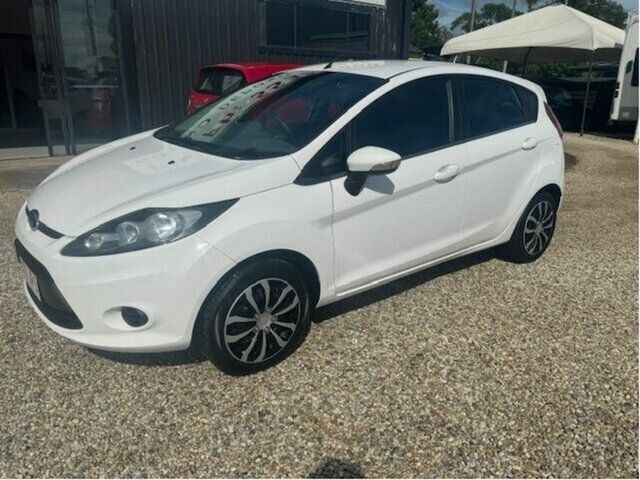 Used Ford Fiesta WT CL Arundel, 2012 Ford Fiesta WT CL White 6 Speed Automatic Hatchback
