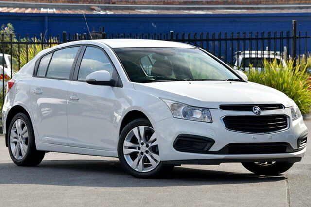 Used Holden Cruze JH Series II MY15 Equipe Vermont, 2015 Holden Cruze JH Series II MY15 Equipe White 6 Speed Sports Automatic Hatchback