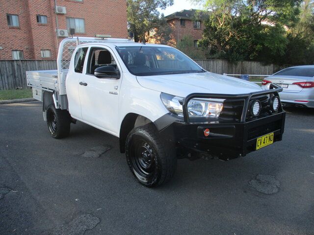 Used Toyota Hilux GUN125R MY19 Workmate (4x4) Bankstown, 2019 Toyota Hilux GUN125R MY19 Workmate (4x4) White 6 Speed Automatic X Cab Cab Chassis
