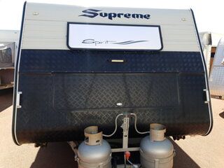 2015 Supreme Spirit Shower Caravan.