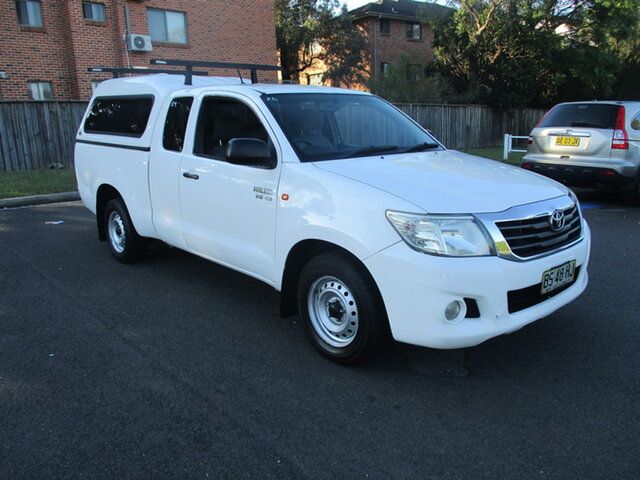 Used Toyota Hilux GGN15R MY12 SR Bankstown, 2012 Toyota Hilux GGN15R MY12 SR White 5 Speed Automatic X Cab Pickup