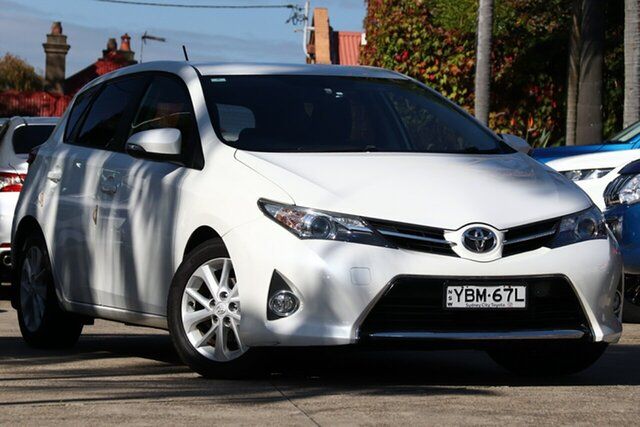 Used Toyota Corolla ZRE182R Ascent Sport Mosman, 2013 Toyota Corolla ZRE182R Ascent Sport Crystal Pearl 7 Speed CVT Auto Sequential Hatchback