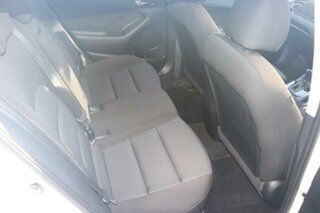 2017 Kia Cerato YD MY18 Sport Clear White 6 Speed Sports Automatic Hatchback