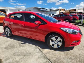 2015 Kia Cerato YD MY15 S Red 6 Speed Automatic Hatchback.