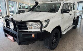 2017 Toyota Hilux GUN125R Workmate Extra Cab White 6 Speed Manual Cab Chassis