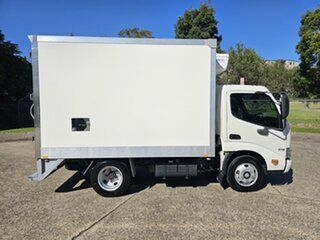2018 Hino Dutro Freezer  2 Pallet White Refrigerated Truck 4.0l