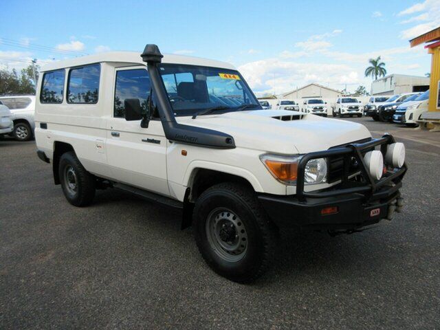 Used Toyota Landcruiser VDJ78R Workmate Troopcarrier Winnellie, 2018 Toyota Landcruiser VDJ78R Workmate Troopcarrier White 5 Speed Manual Wagon